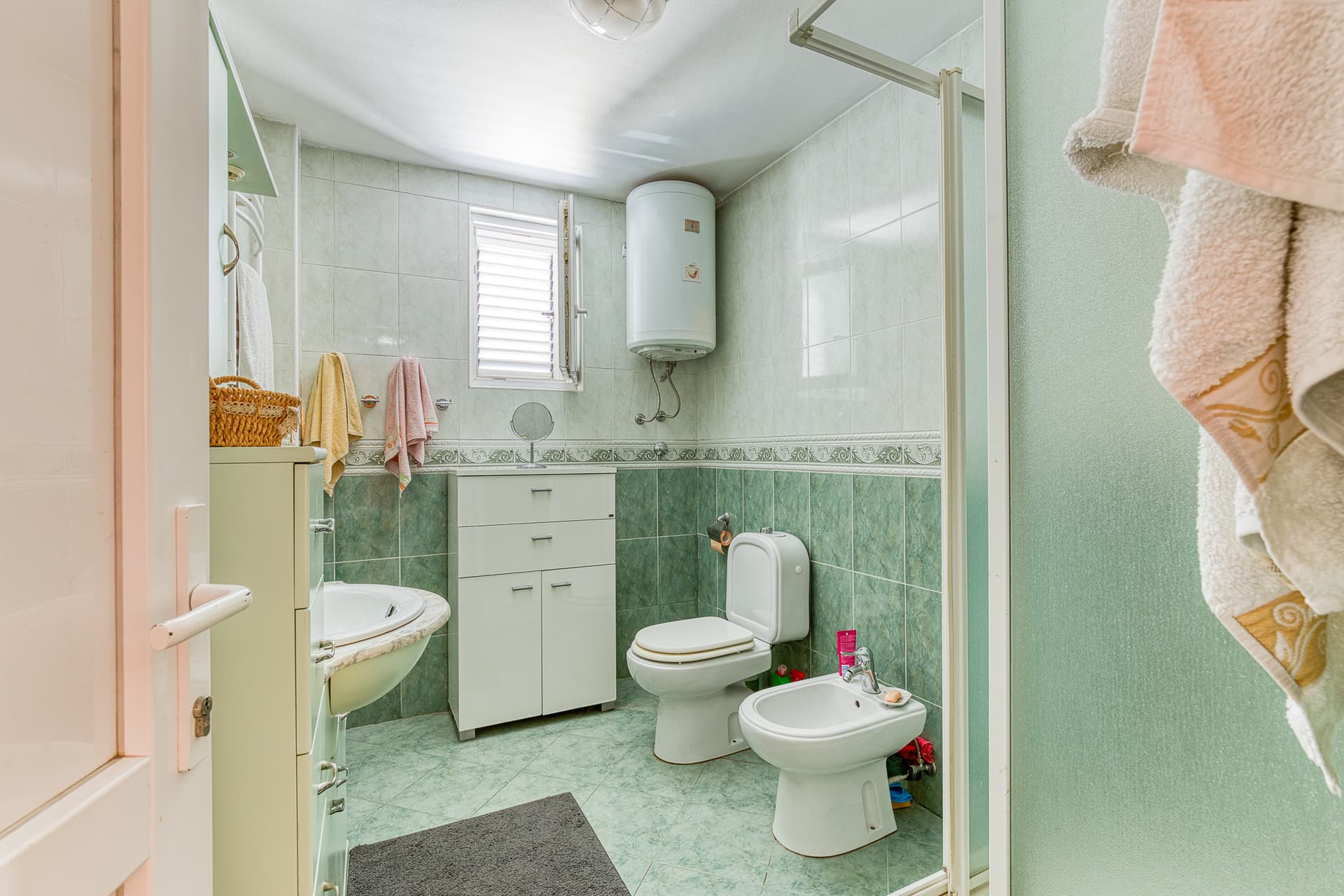 Šarmantna kuća u Baru, 330 m², 500 m od mora - Slika 17