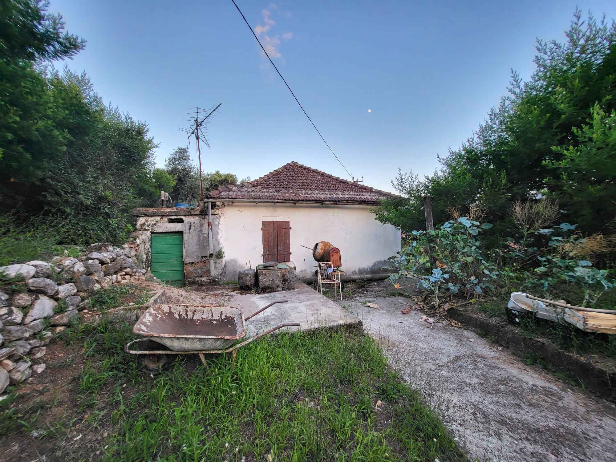 Kumbor'da Lüks Villa İnşası İçin Deniz Manzaralı Arsa - Görsel 7
