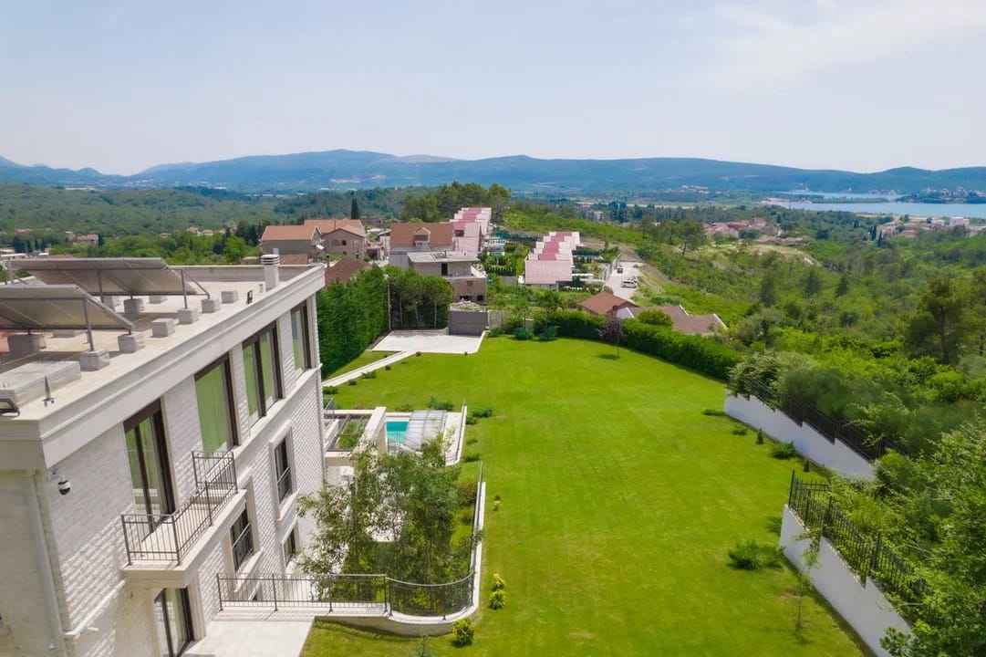 Vila s bazénem a výhledem na moře v Mrčevaci, Tivat - Obrázek 21