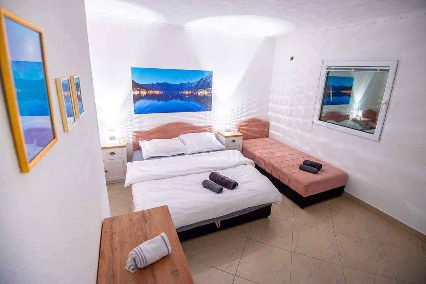 Lepetane, Tivat'ta Denize 30 m Mesafede 1+1 Daire — 2