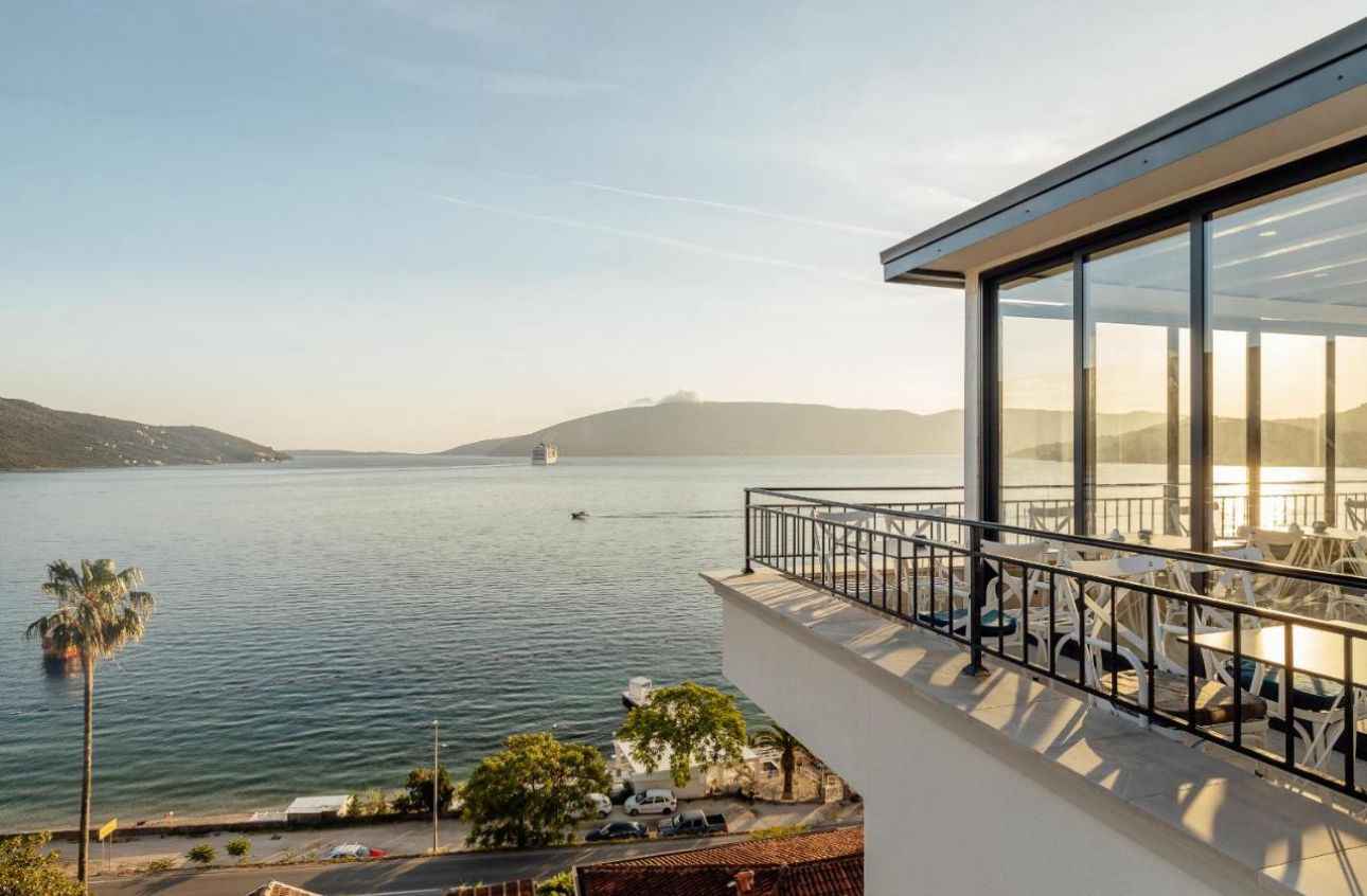 Hôtel boutique moderne avec vue panoramique à Herceg Novi - Image 13