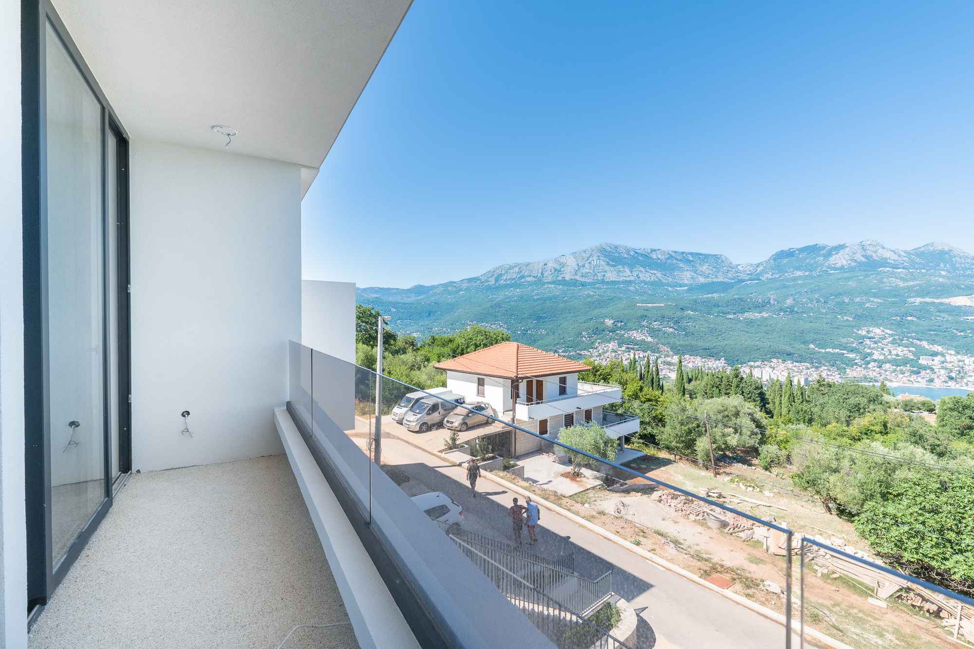 Herceg Novi – Luksusowy duplex o powierzchni 128 m² z panoramicznym widokiem na zatokę - Zdjęcie 2