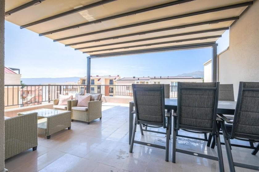 Tivat, Donja Lastva'da Deniz ve Marina Manzaralı 140 m² Penthouse - Görsel 13