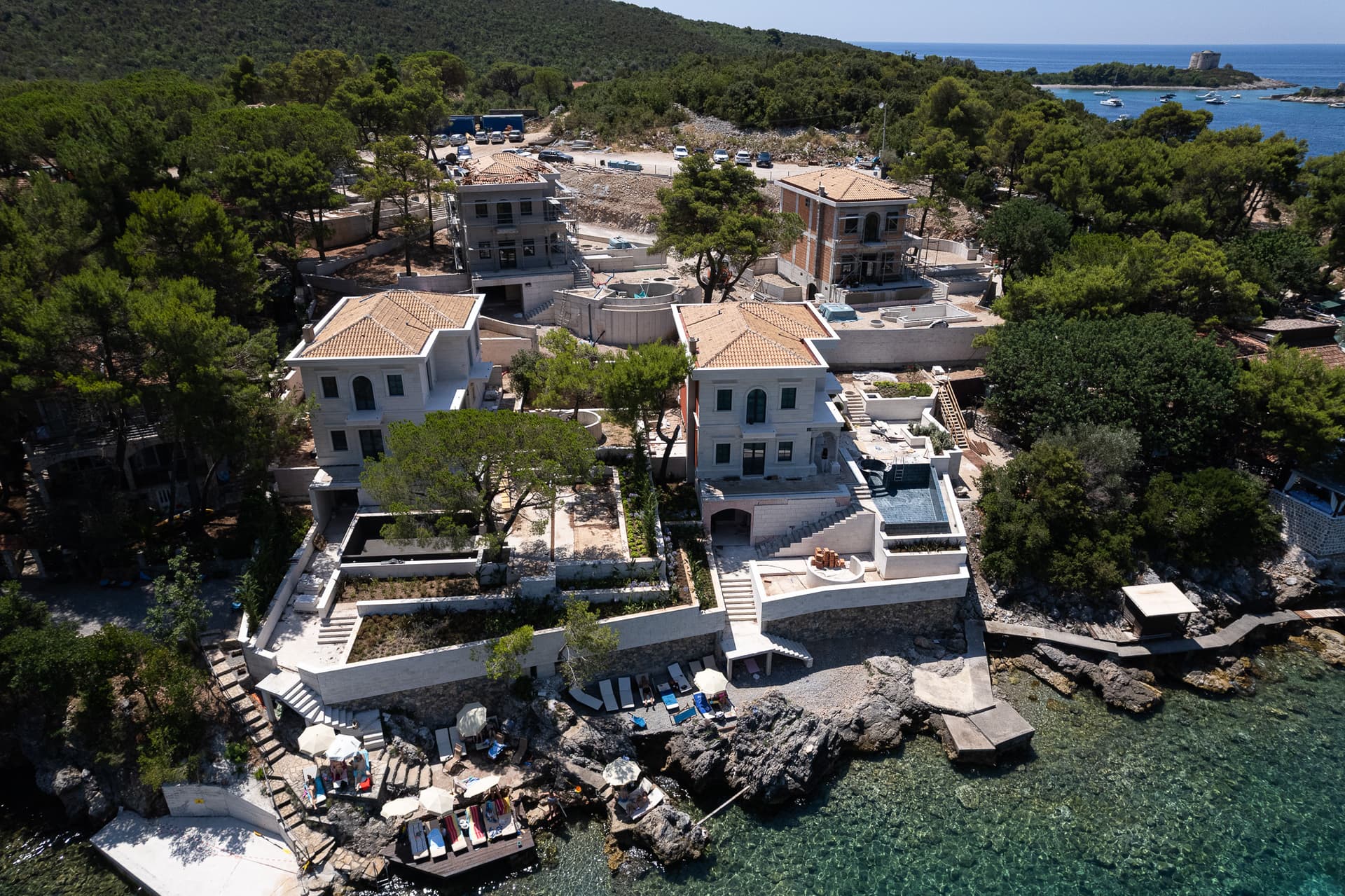 Luxusní vila s soukromou pláží v Mirište, Luštica