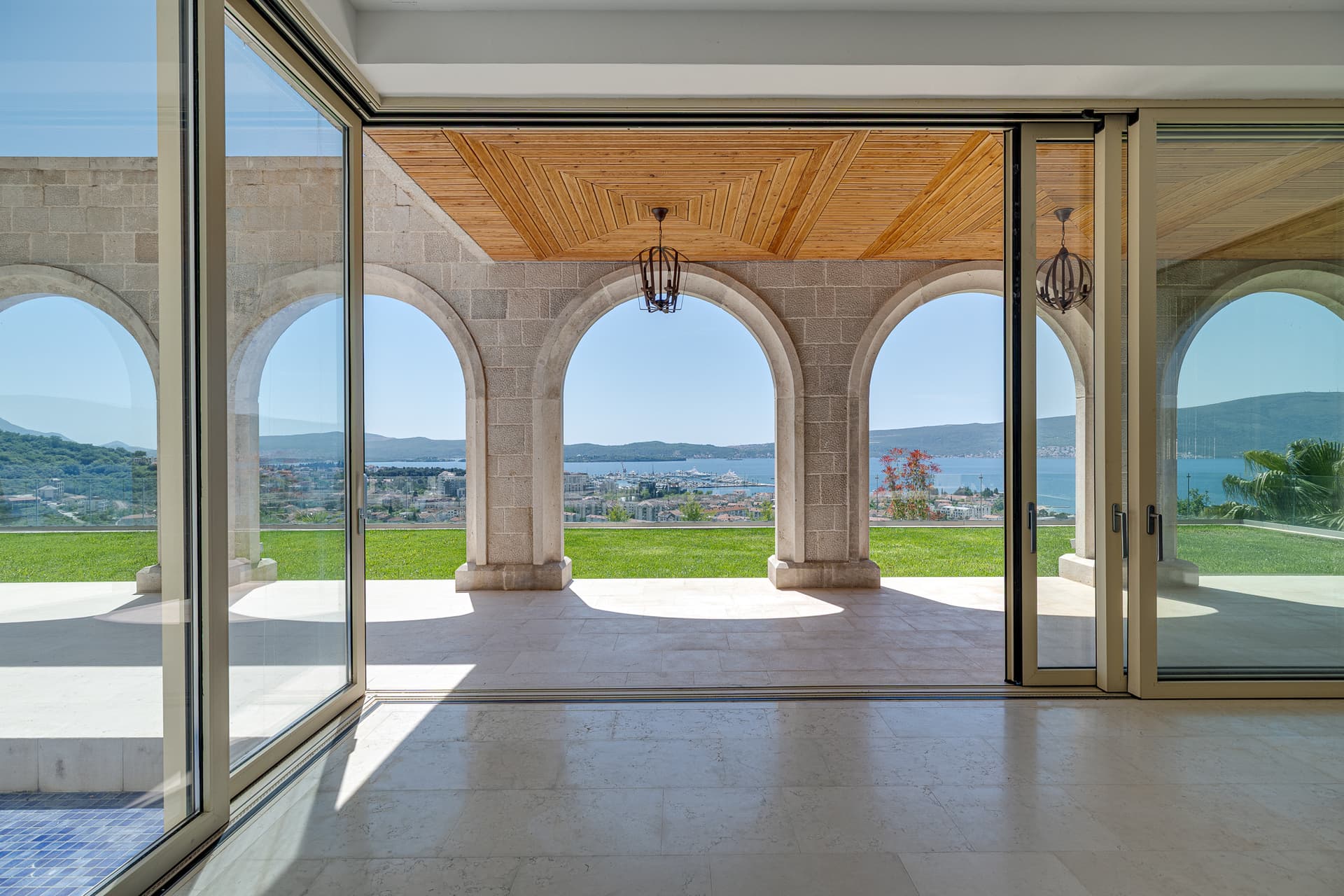 Villa Maslina in Tivat mit 7 Schlafzimmern, Spa, Infinity-Pool und Dachterrasse — 2