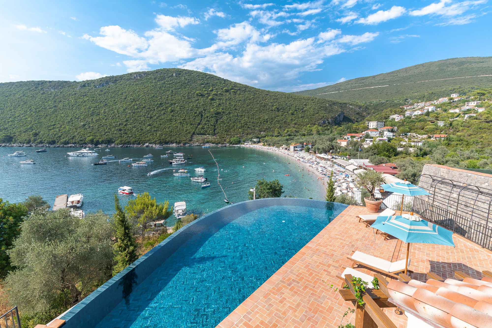 Luxusní vila se 3 ložnicemi v Žanjicích, Luštica, poblíž Mirišta