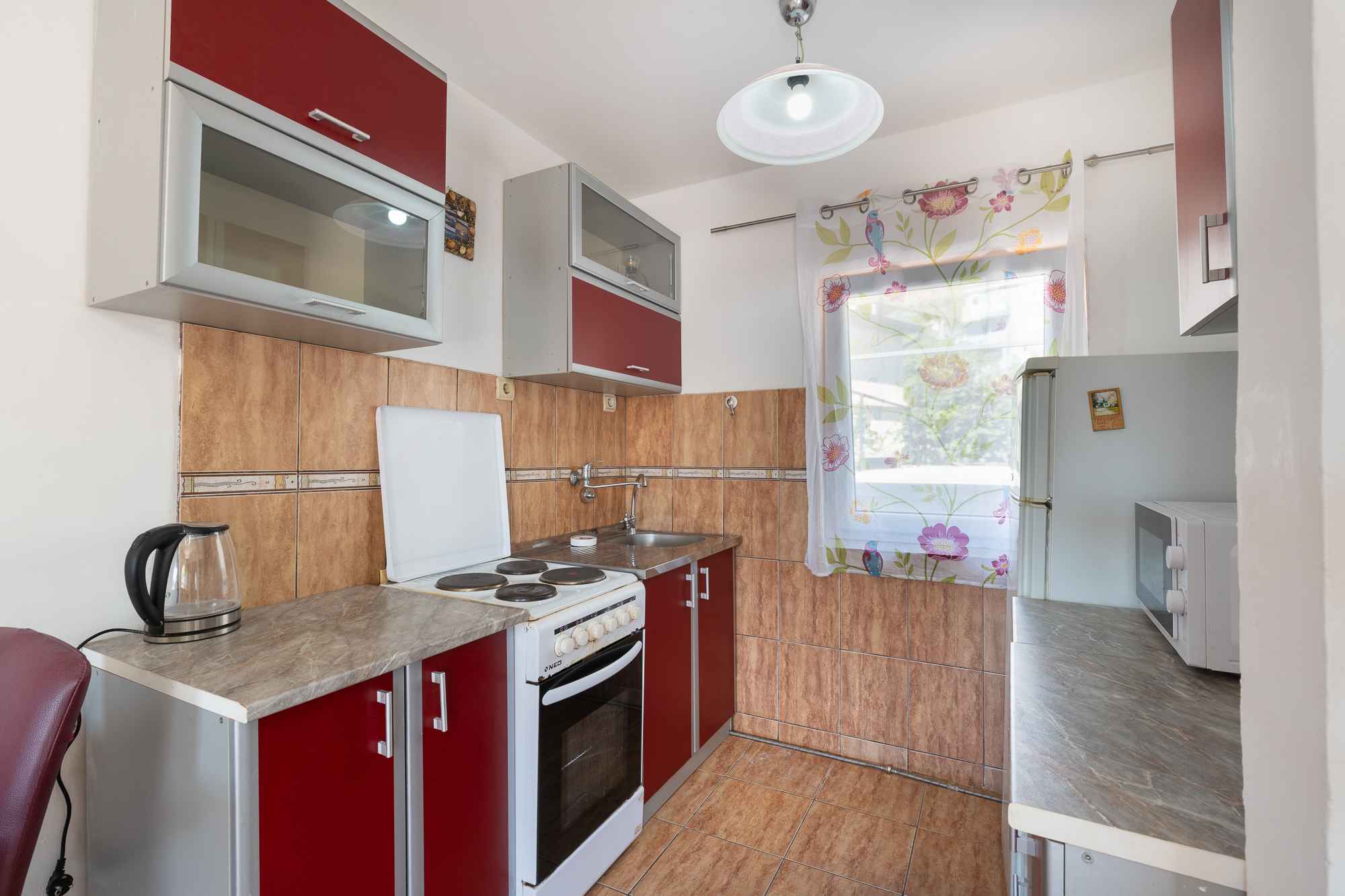 Dom z widokiem na morze i góry w Sutomore, 90 m², działka 150 m² - Zdjęcie 5