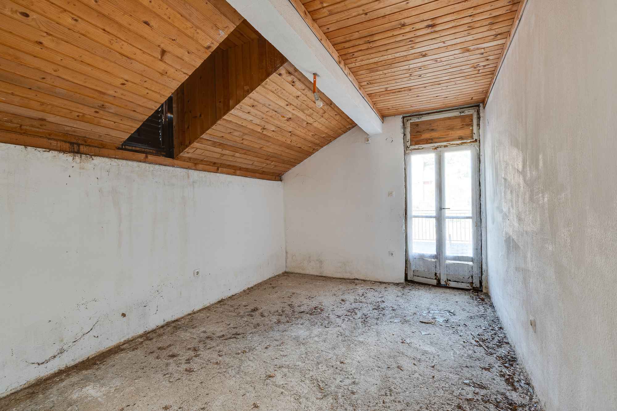 Bar, Ratac'ta 1.600 m² arsa üzerinde, yaklaşık 350 m²'lik ev - Görsel 24