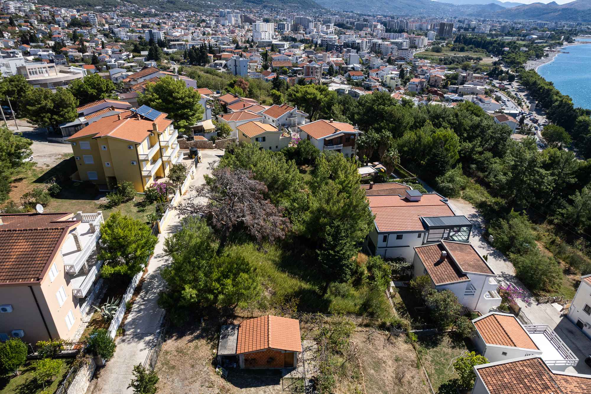 Şušanj'da Deniz Manzaralı, Plaja 150 m Uzaklıkta, 950 m² Arsa - Görsel 13