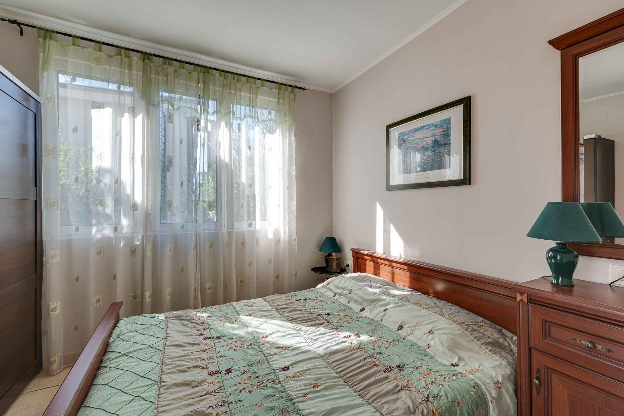 Erdgeschosswohnung mit 3 Schlafzimmern und privatem Eingang sowie Meerblick in Šušanj, Bar - Bild 14