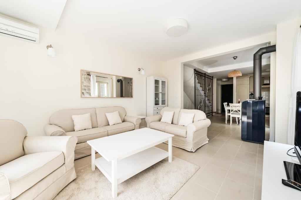 Casă înșiruită modernă cu vedere la mare în Lucici, Herceg Novi - Imaginea 2