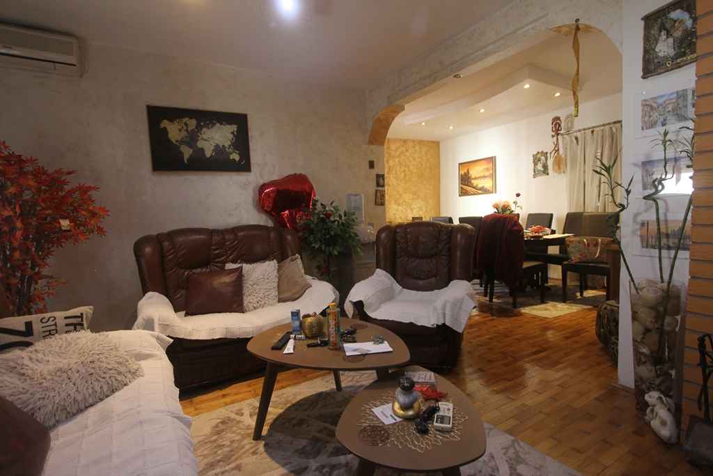 Przestronny dom w Lastva Grbaljska, Kotor - Zdjęcie 3