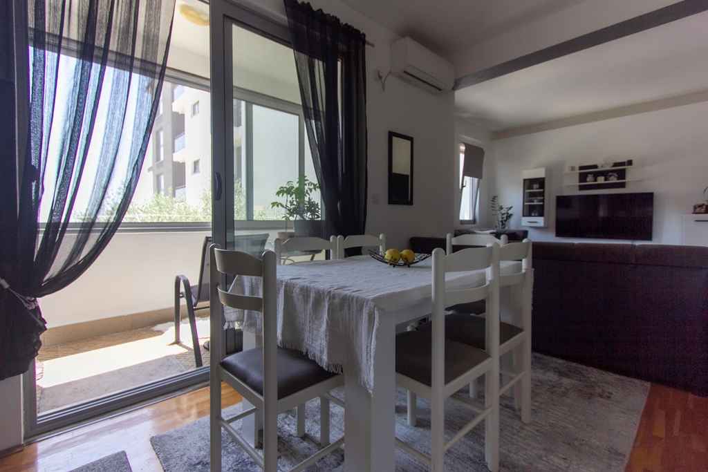 Apartment in Ulcinj with sea view - Image 6