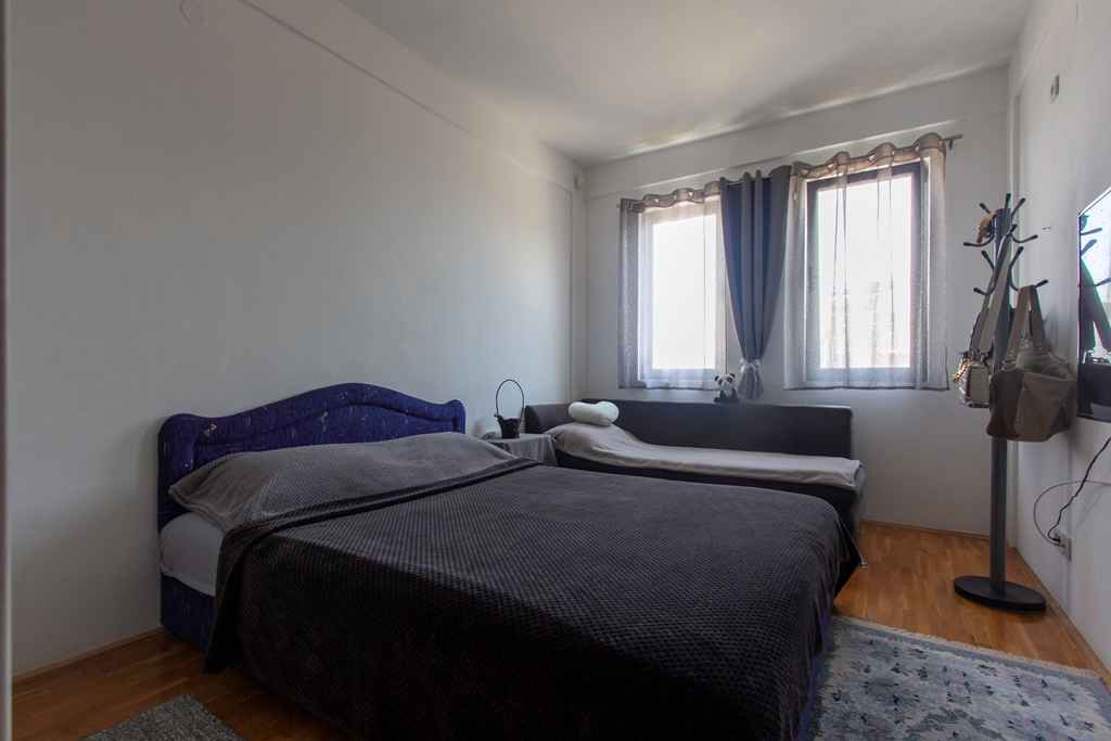 Apartment in Ulcinj with sea view - Image 4