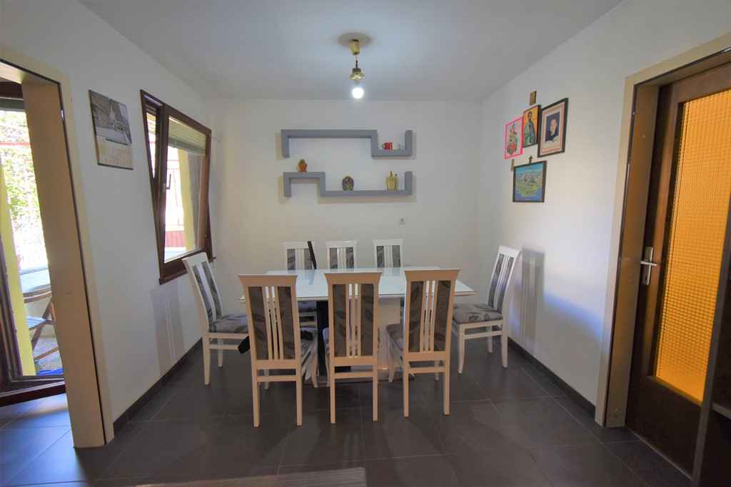 Kotor'da 2+1 Ev — 2