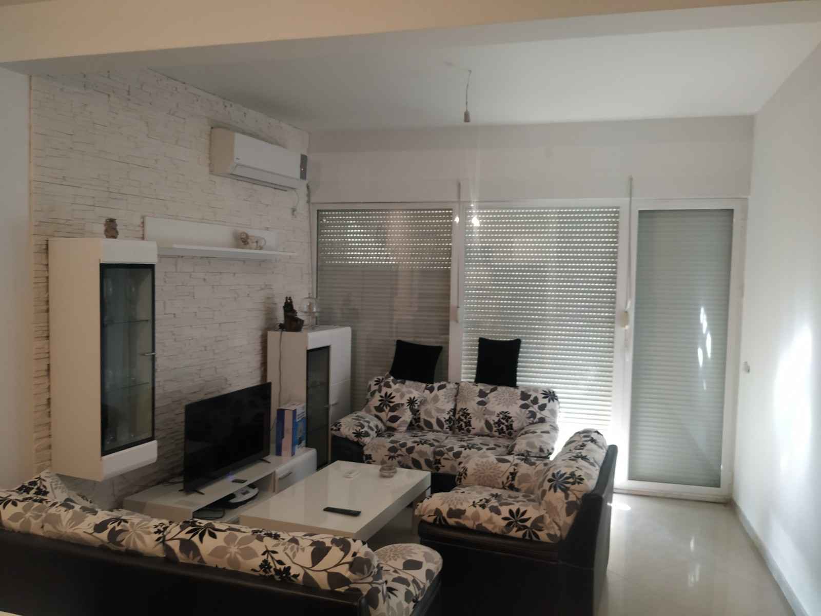 Ulcinj'de Deniz Manzaralı 2+1 Daire — 2