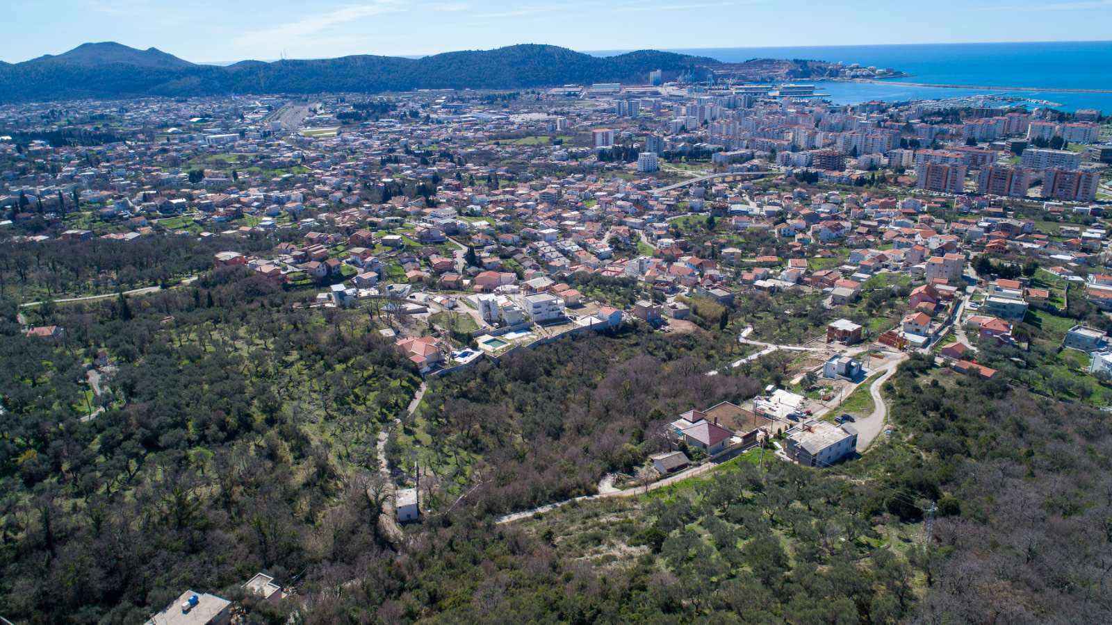Telek eladó 1006 m2-en Barban - 1. kép