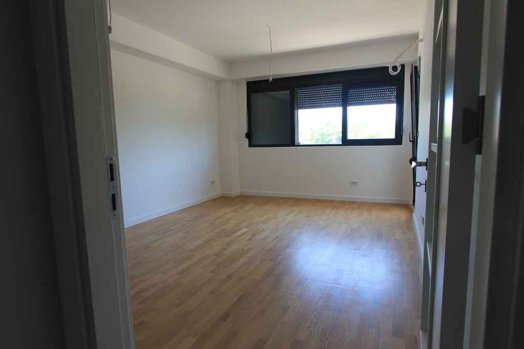 Appartements dans un nouveau complexe près de la mer à Tivat - Image 4