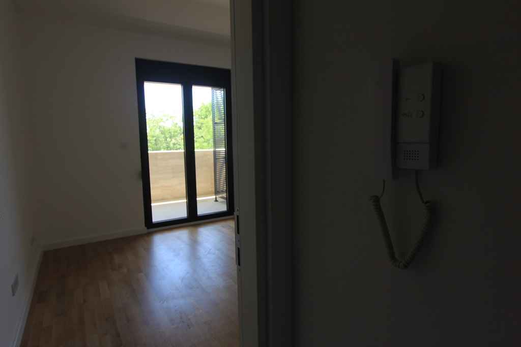 Appartements dans un nouveau complexe près de la mer à Tivat - Image 2