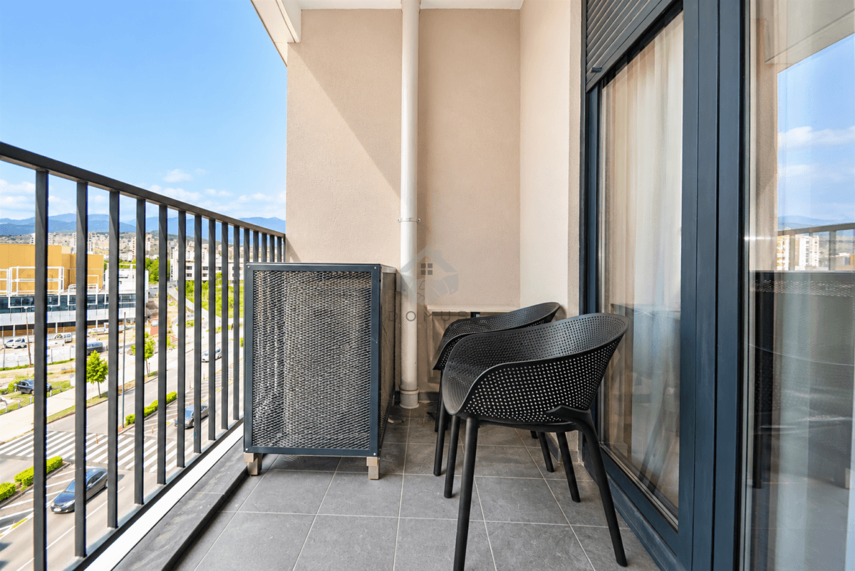 Podgorica, Atlas Capital'de Kiralık Garajlı Lüks 1+1 Daire 57 m2 - Görsel 9