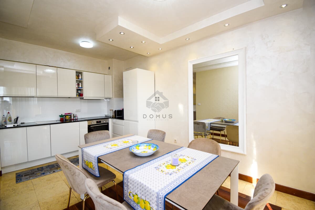 Podgorica, Centar'da Kiralık 130 m² 3+1 Daire - Görsel 4