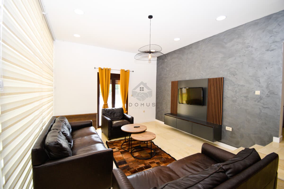 Family House 140 m² for Rent on a 1000 m² Plot, Velje Brdo, Podgorica - Image 6