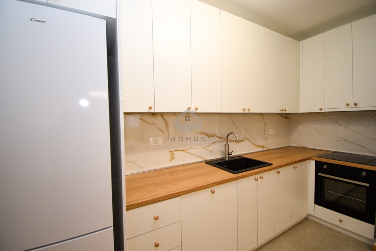 Appartamento con 2 camere in affitto di 75m2 con garage, New City, Podgorica - Immagine 6