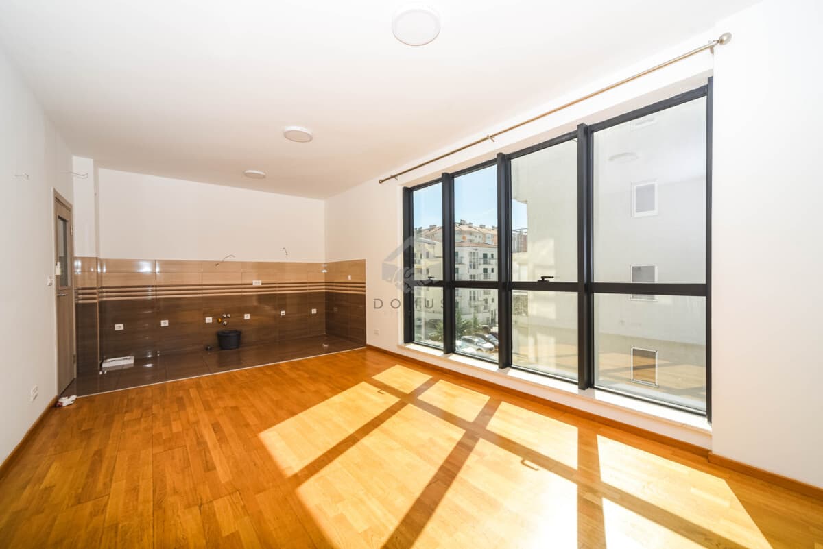 Apartament cu 2 camere de vânzare, Stari Aerodrom, Podgorica - Imaginea 3