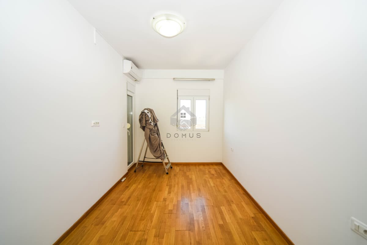 Apartament cu 2 camere de vânzare, Stari Aerodrom, Podgorica - Imaginea 4