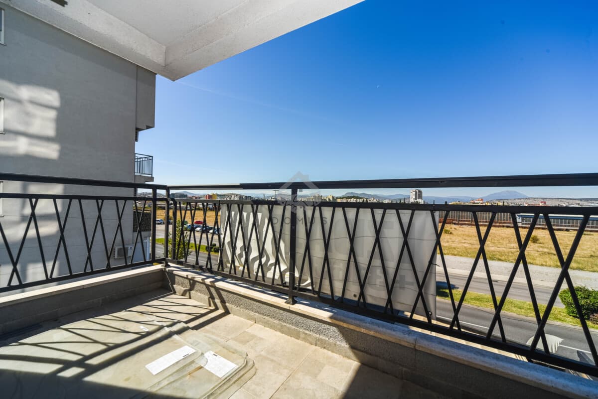 Apartament cu 2 camere de vânzare, Stari Aerodrom, Podgorica - Imaginea 8