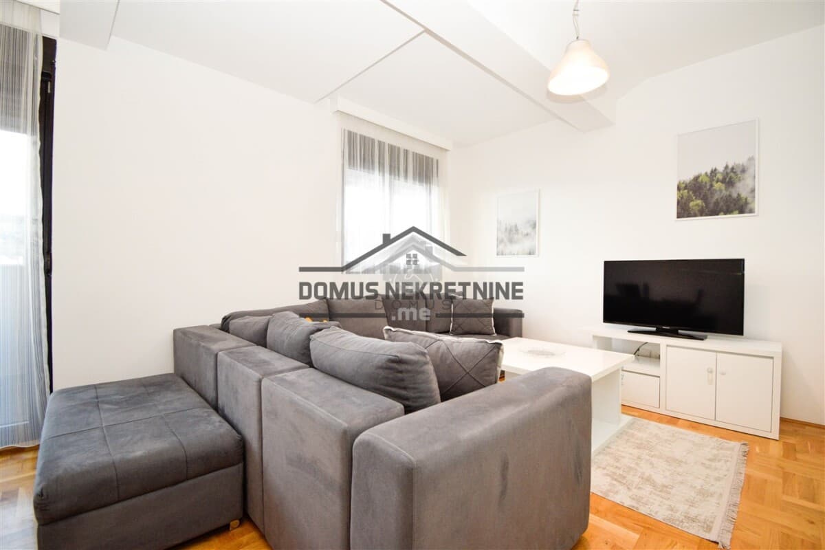 Podgorica, Vezirov Most'ta Kiralık 3 Otoparklı 70 m² 1+1 Daire - Görsel 1
