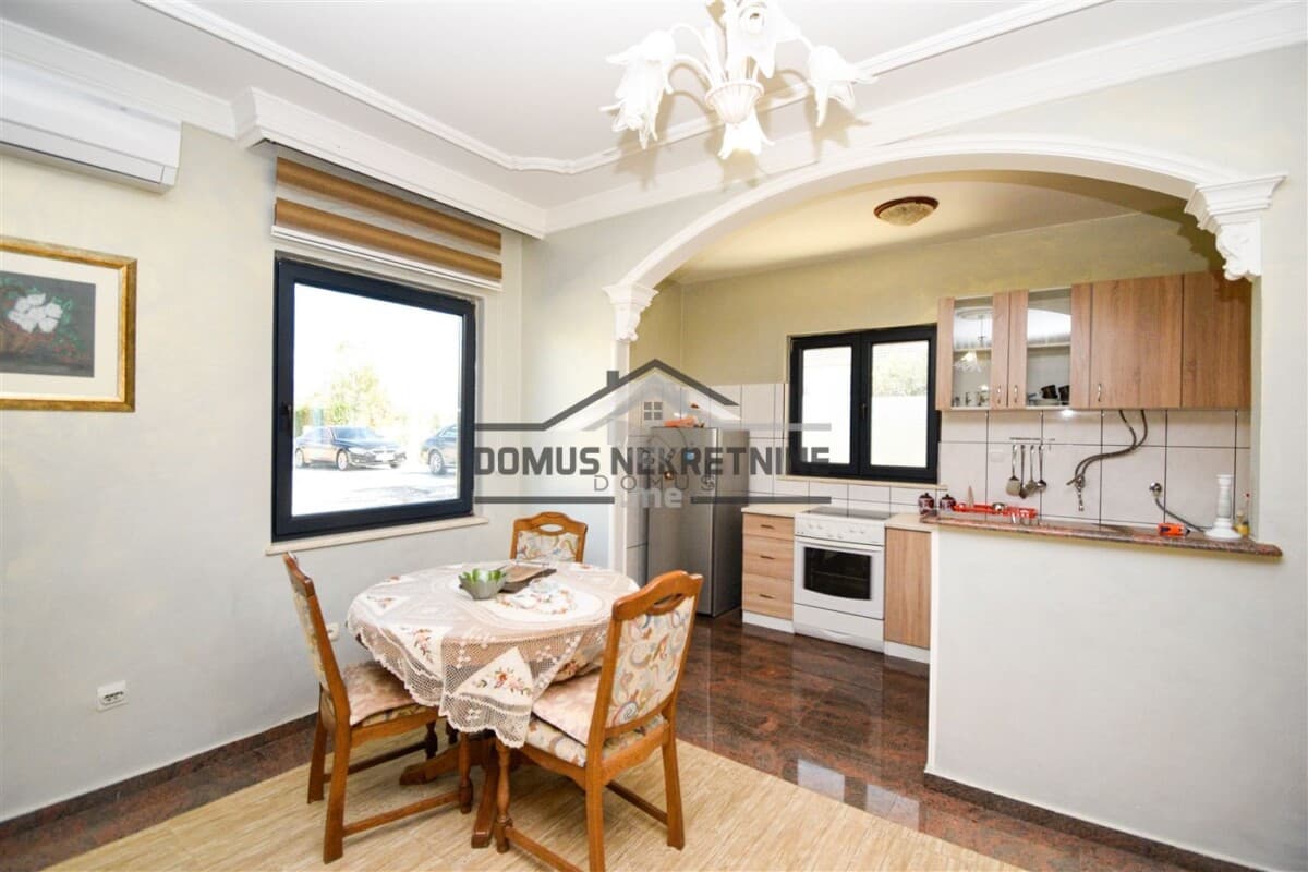 Familienhaus 160 m² mit 400 m² Grundstück zur Miete, Donja Gorica, Podgorica - Bild 9