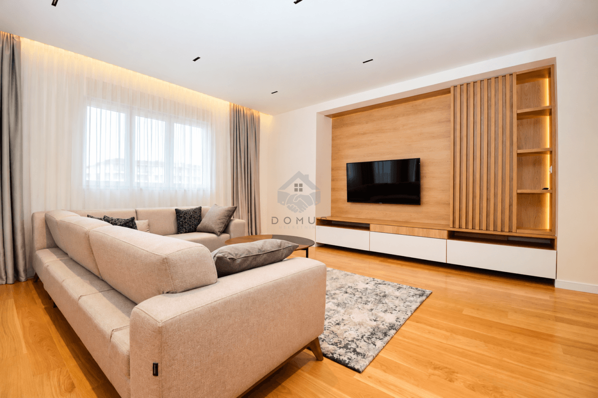 Podgorica, Central Point'te Kiralık Garajlı 95 m² 1+1 Daire