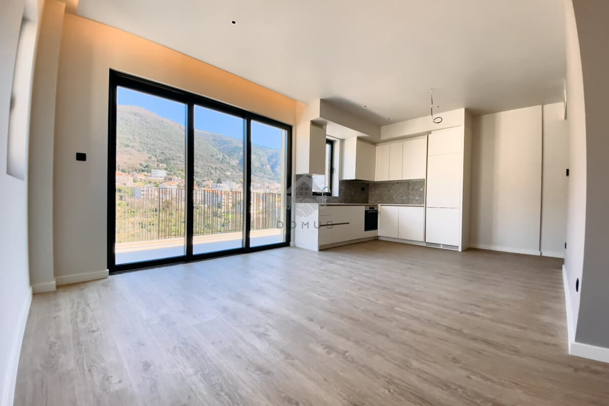Квартира с двумя спальнями площадью 102м2 с видом на море, Boka Place, Tivat - Изображение 3