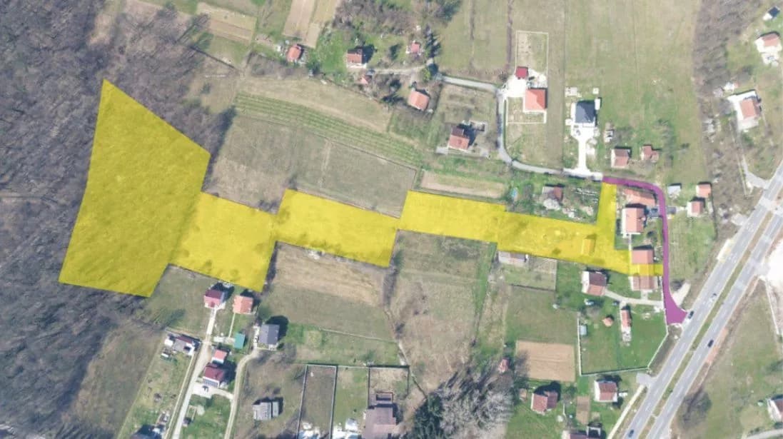 Plac površine 14.365 m² uz magistralu, Ćurilac, Danilovgrad