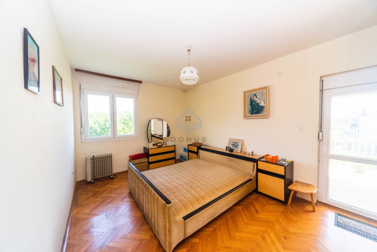 Murtovina, Podgorica'da 320 m²'lik, 800 m² arsa ile Aile Evi - Görsel 8