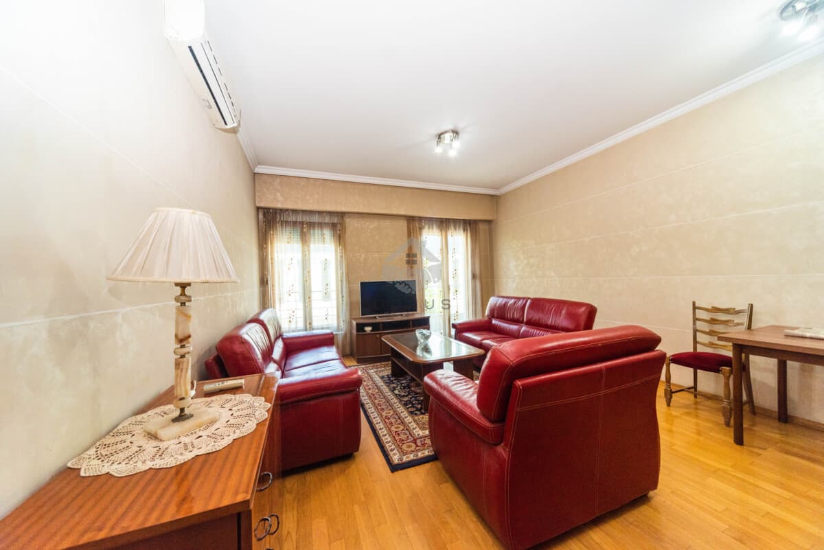 Podgorica Merkez'de 60 m²'lik Eşyalı 1+1 Daire Kiralık - Görsel 1