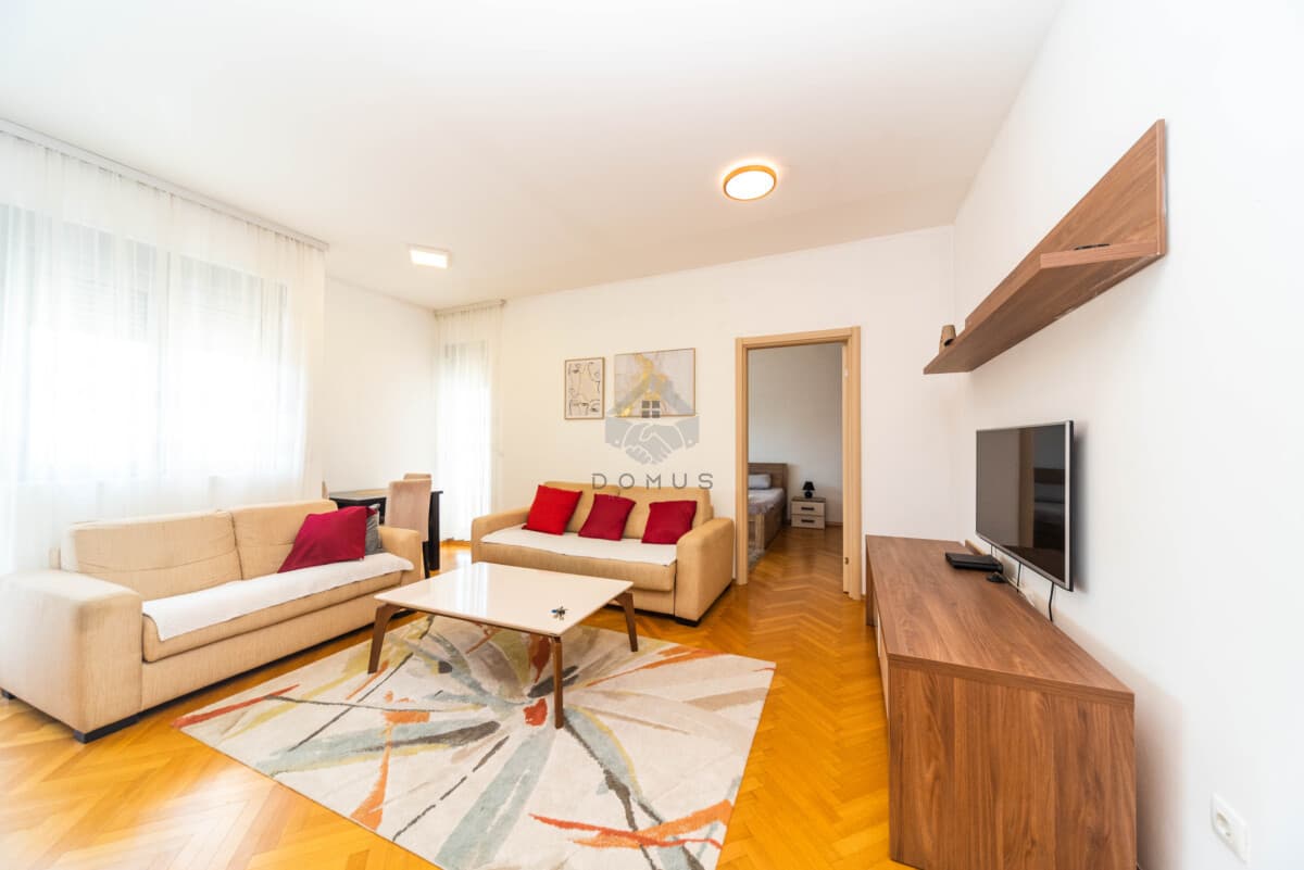 Podgorica, Zagorič'te Kiralık Eşyalı 1+1 Daire 47 m² - Görsel 1