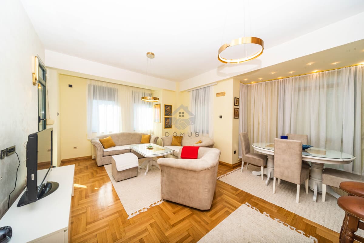 Podgorica Merkez'de Kiralık, Eşyalı 2+1 Daire, 76 m2 - Görsel 1