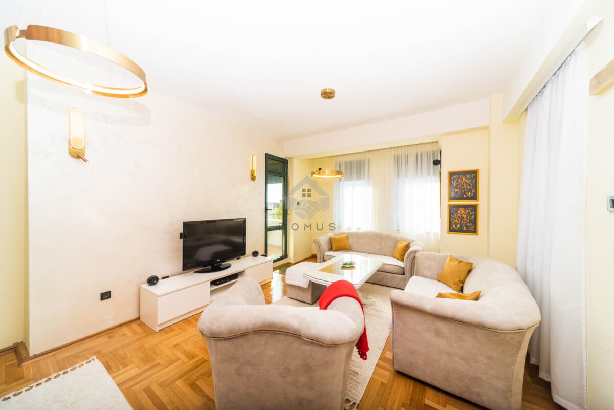 Podgorica Merkez'de Kiralık, Eşyalı 2+1 Daire, 76 m2 - Görsel 2
