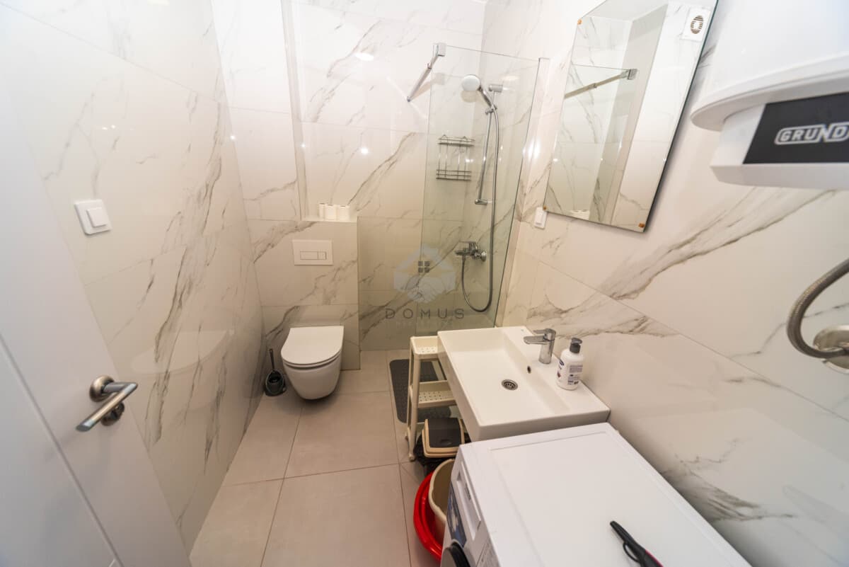 Te koop: appartement met 1 slaapkamer van 47 m² in gebouw Romulus, Zabjelo, Podgorica - Afbeelding 7