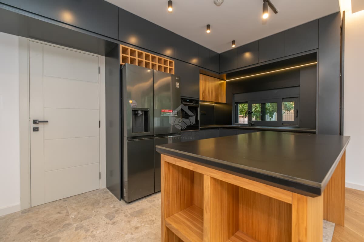 Podgorica, Donja Gorica'da Kiralık Modern 180 m2'lik Havuzlu Ev - Görsel 9