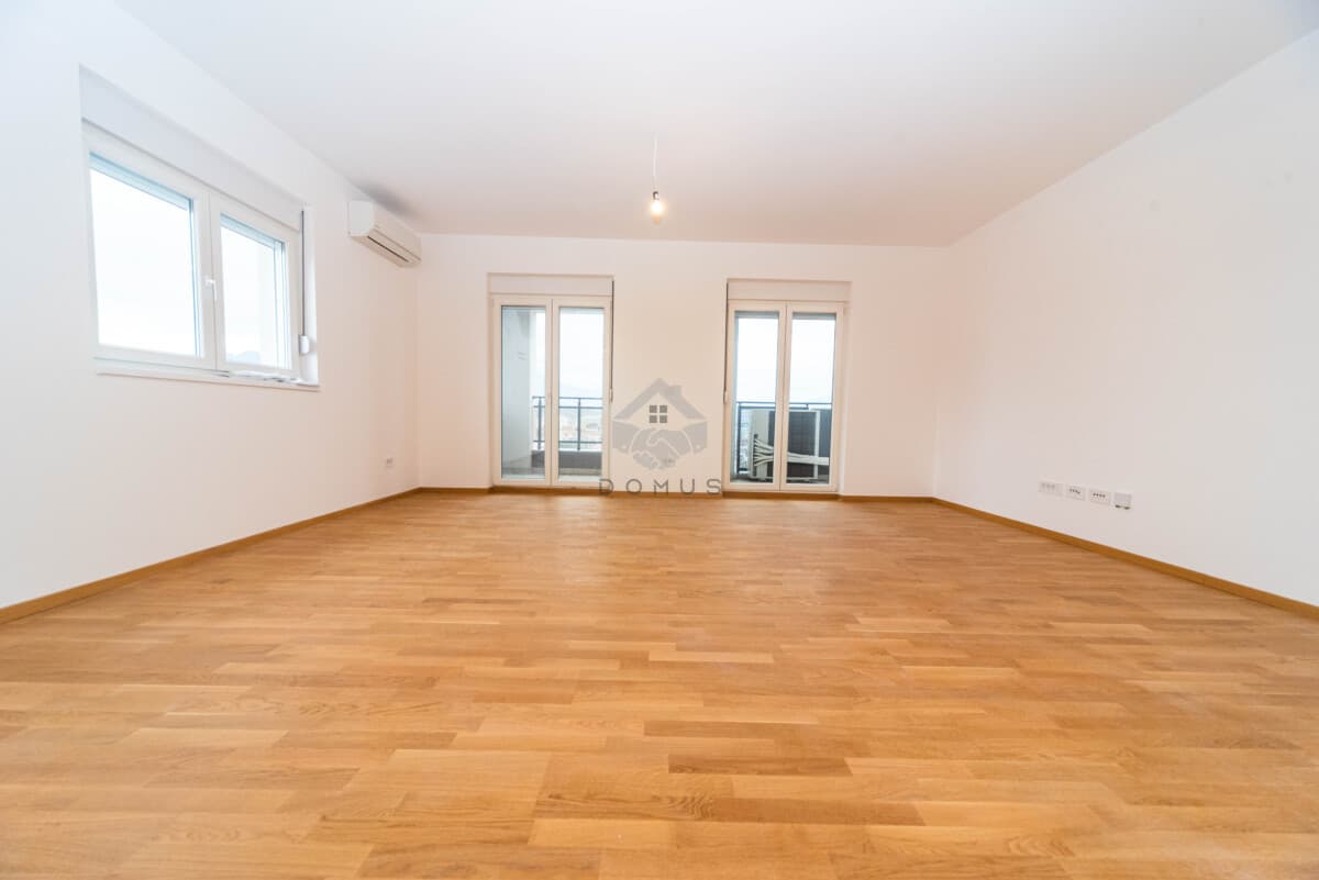 Podgorica, Stari Aerodrom'da 2 Garajlı 104 m² 2+1 Daire — 2