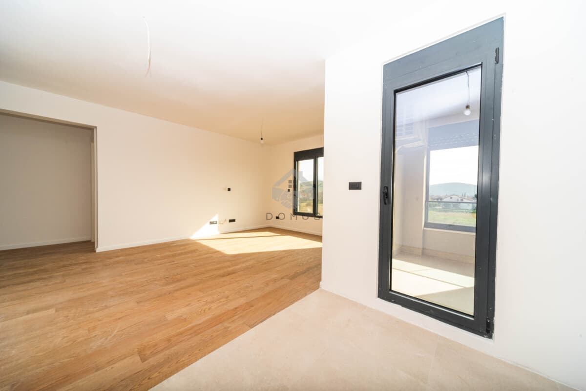 Apartament cu 2 camere de 85 m² cu parcare, Donja Gorica, Podgorica — 2