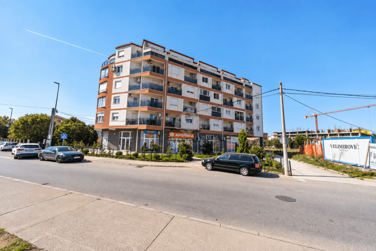 Деловен простор од 93 m² за продажба, Забјело, Подгорица