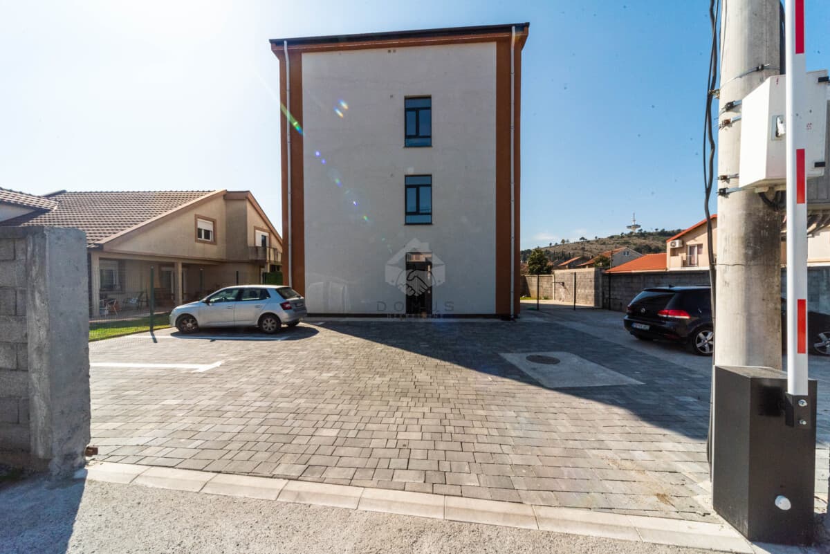 Podgorica, Zabjelo'da Yeni 1+1 Daire 45 m²