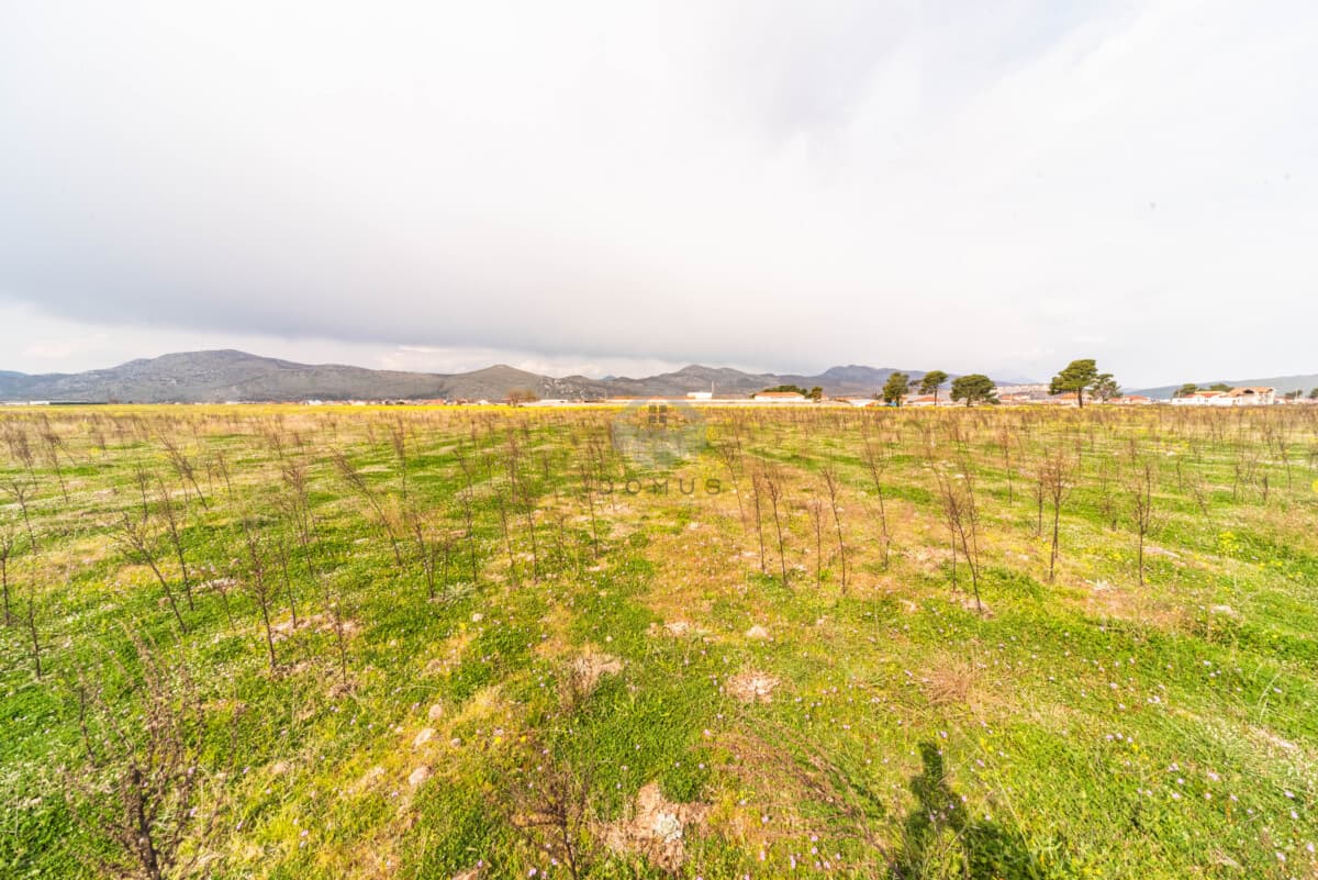 Donja Gorica, Podgorica'da Satılık 3.000 m² Urbanize Arsa