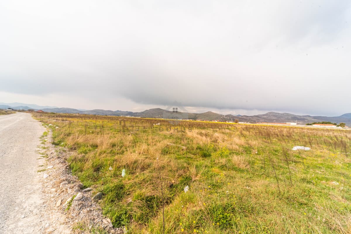 Donja Gorica, Podgorica'da Satılık 3.000 m² Urbanize Arsa - Görsel 5