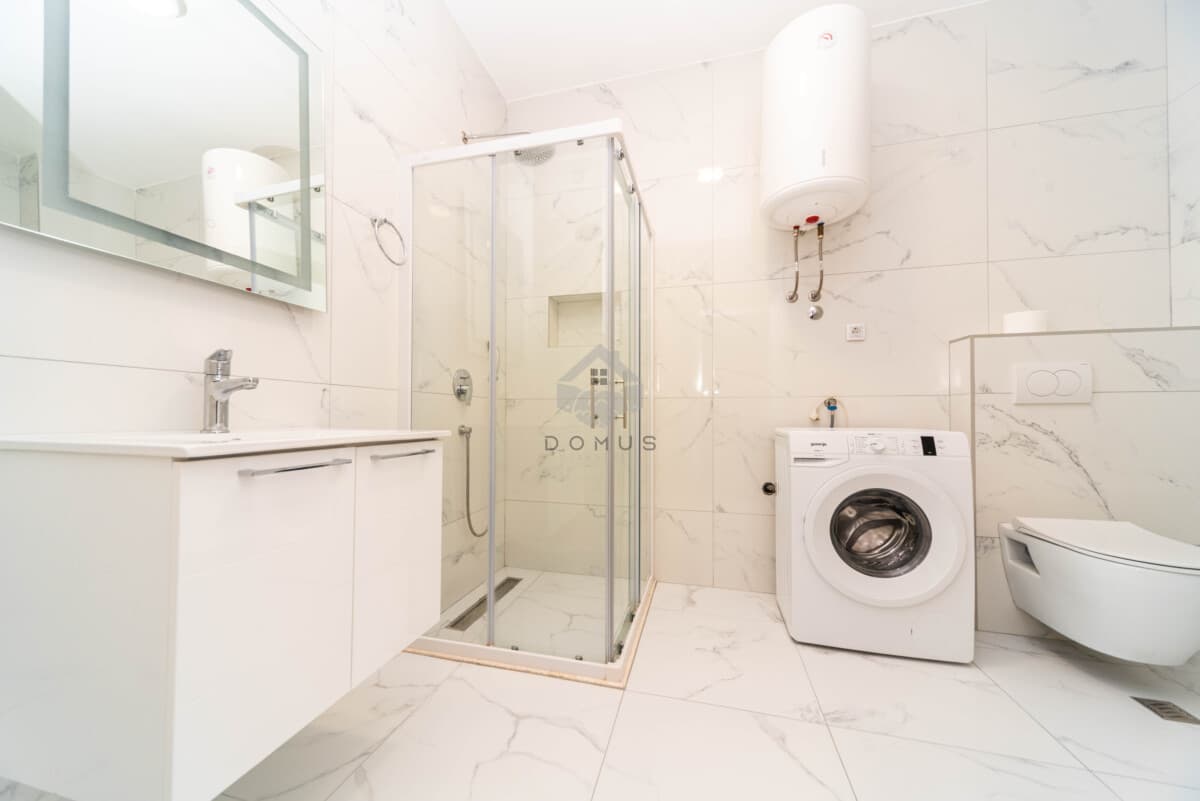Namješten dvosoban stan od 70m2, Čeluga, Bar - Slika 9