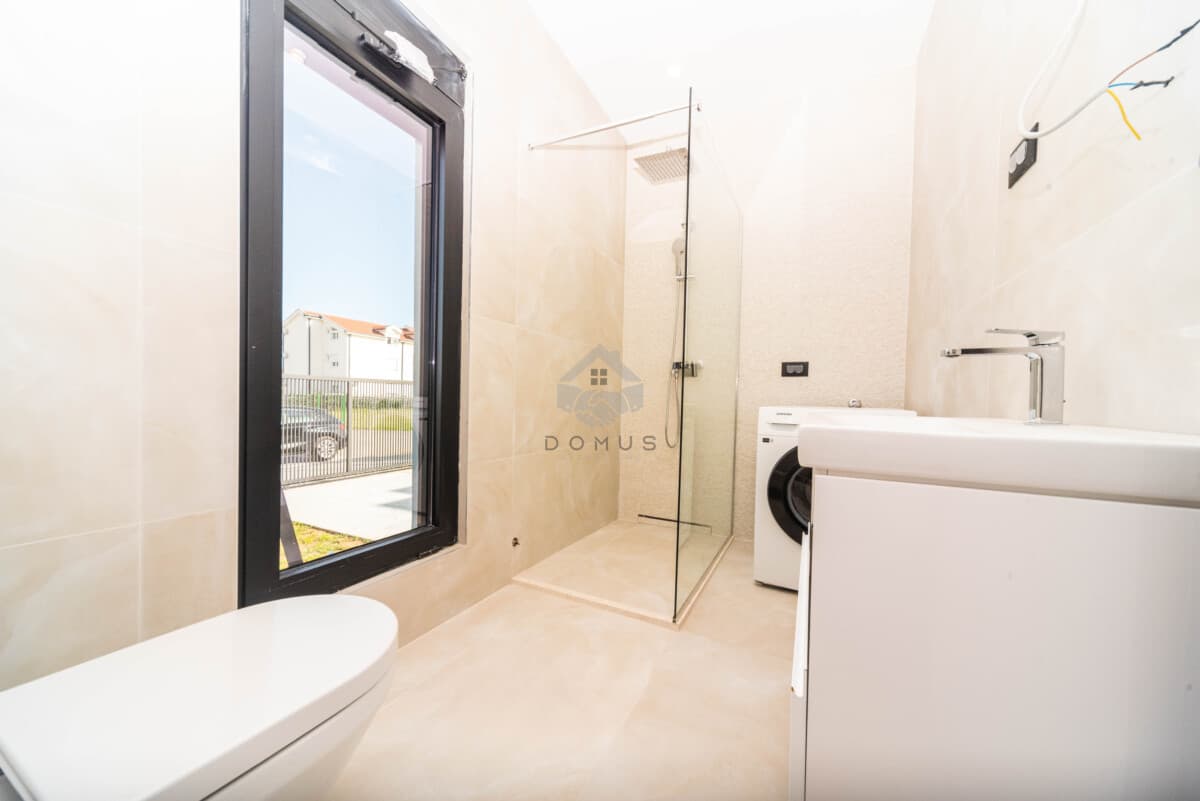 Family house 225 m² with plot 571 m², Gornja Gorica, Podgorica - Image 13